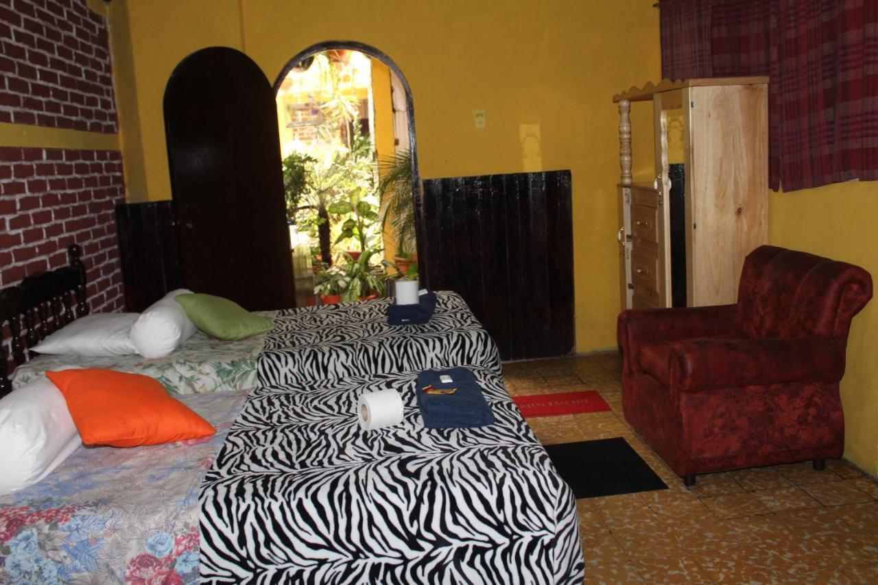 Hotel Casa Del Viajero 케트살테낭고 외부 사진